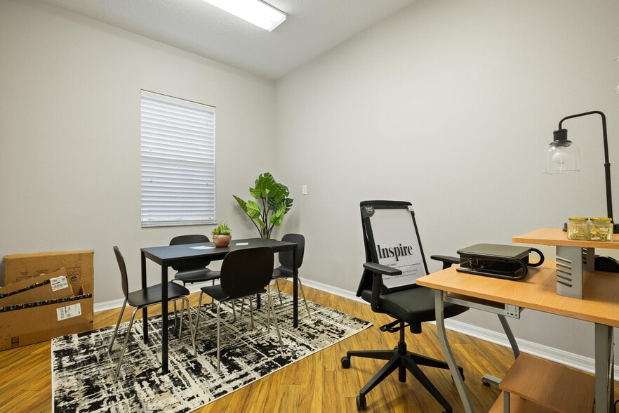 More Photos Of 17929 Hunting Bow Cir, Lutz Healthcare For Sale