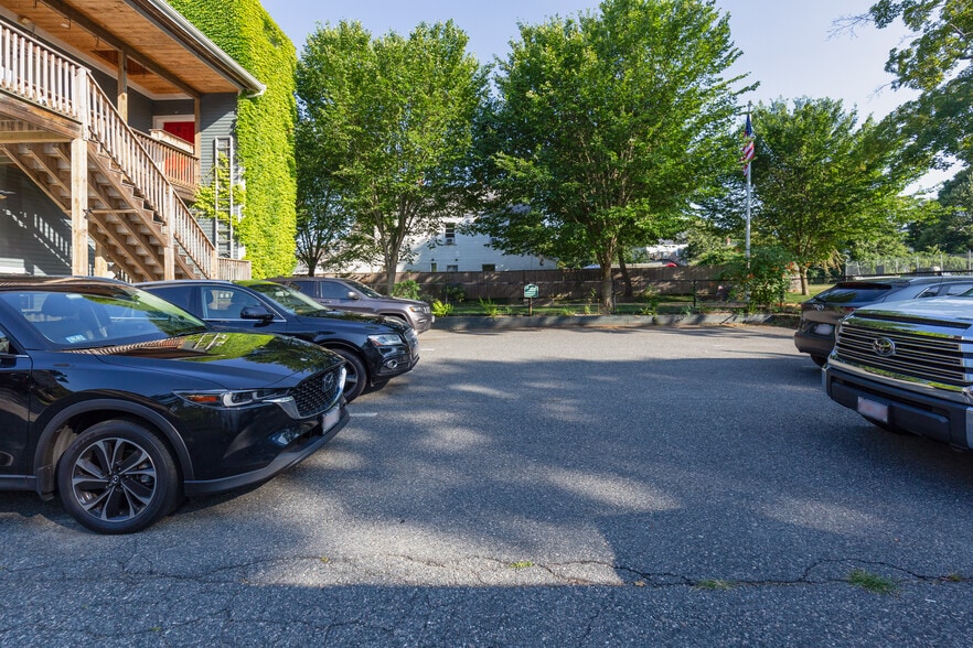 More Photos Of 310 Court St, Plymouth Storefront Retail Office For Sale