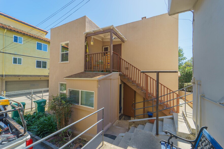 More Photos Of 1714 Robinson Ave, San Diego Apartments For Sale