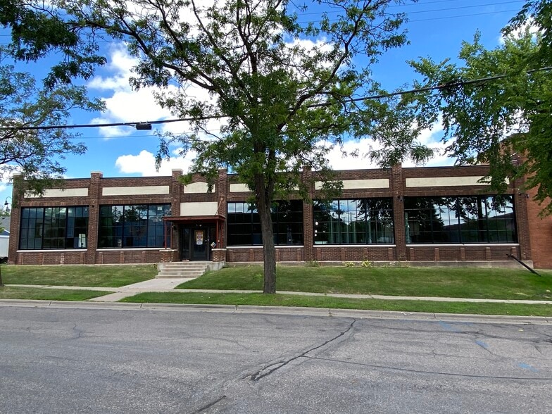 More Photos Of 655 19th Ave NE, Minneapolis Manufacturing For Lease