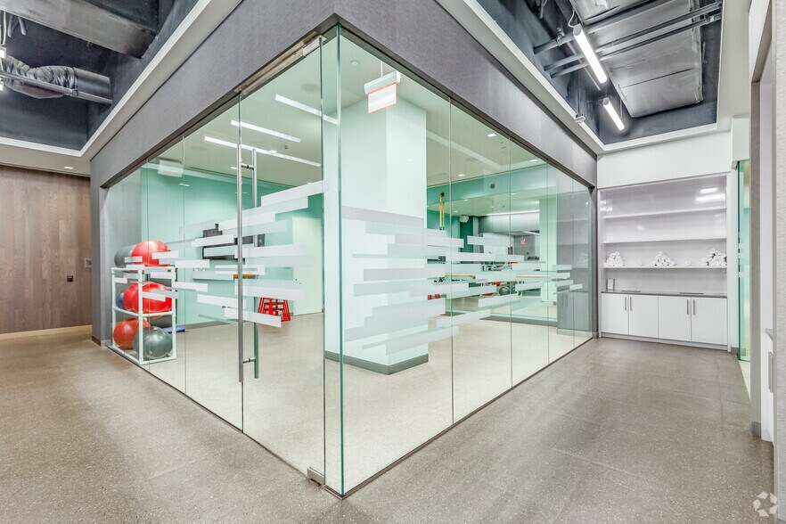 More Photos Of 1255 23rd St NW, Washington Office For Lease