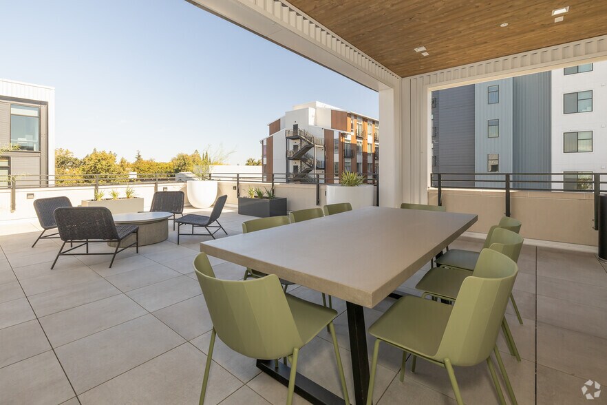 More Photos Of 1629 S St, Sacramento Apartments For Lease