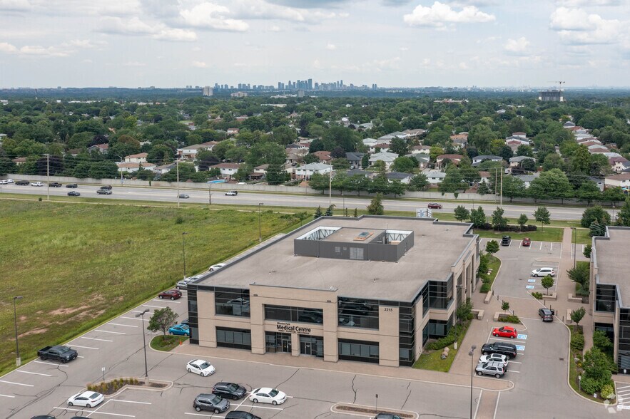More Photos Of 2315 Bristol Cir, Oakville Office For Lease