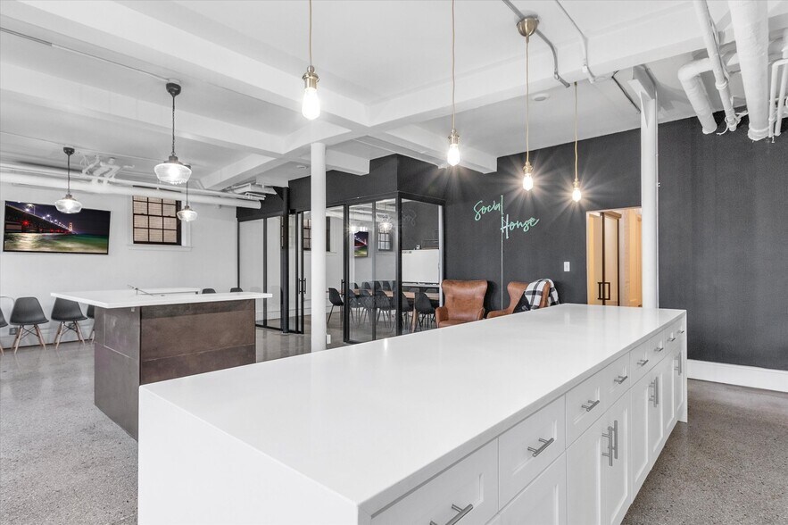 More Photos Of 4401-4417 2nd Ave, Detroit Apartments For Lease