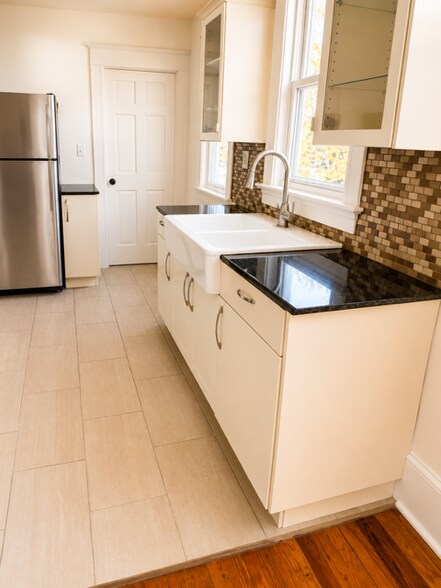 More Photos Of 745 Warren St, Hudson Storefront Retail Residential For Sale