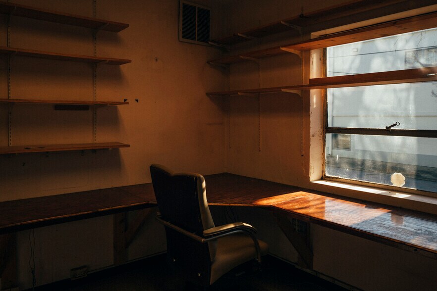 More Photos Of 990 Edgewood Ave NE, Atlanta Freestanding For Lease