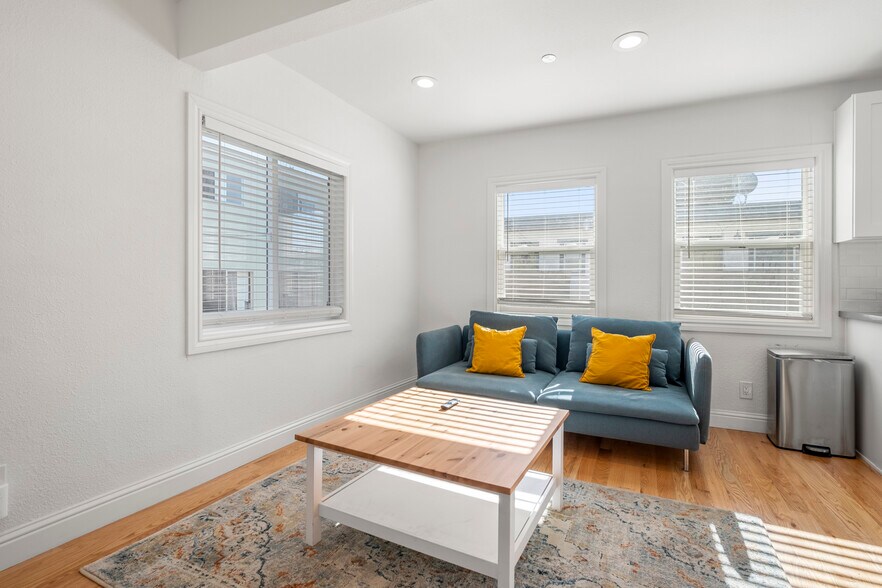 More Photos Of 1628 Tyler St, Berkeley Apartments For Sale