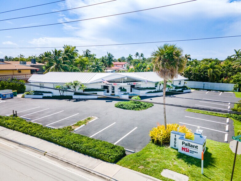 More Photos Of 1800 NE 26th St, Wilton Manors Medical For Lease