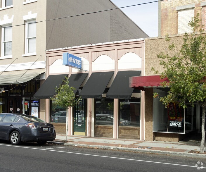 More Photos Of 203 E Thomas St, Hammond Office For Sale