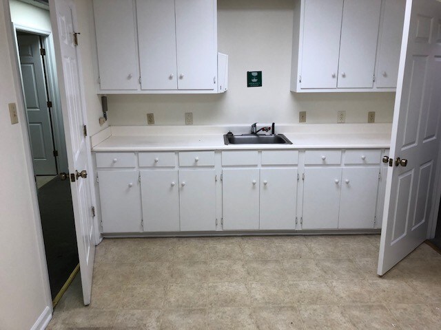 More Photos Of 1109 Medical Center Dr, Augusta Medical For Lease