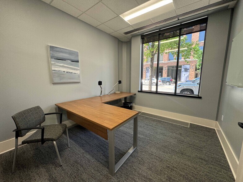 More Photos Of 320 3rd St SE, Cedar Rapids Office For Lease