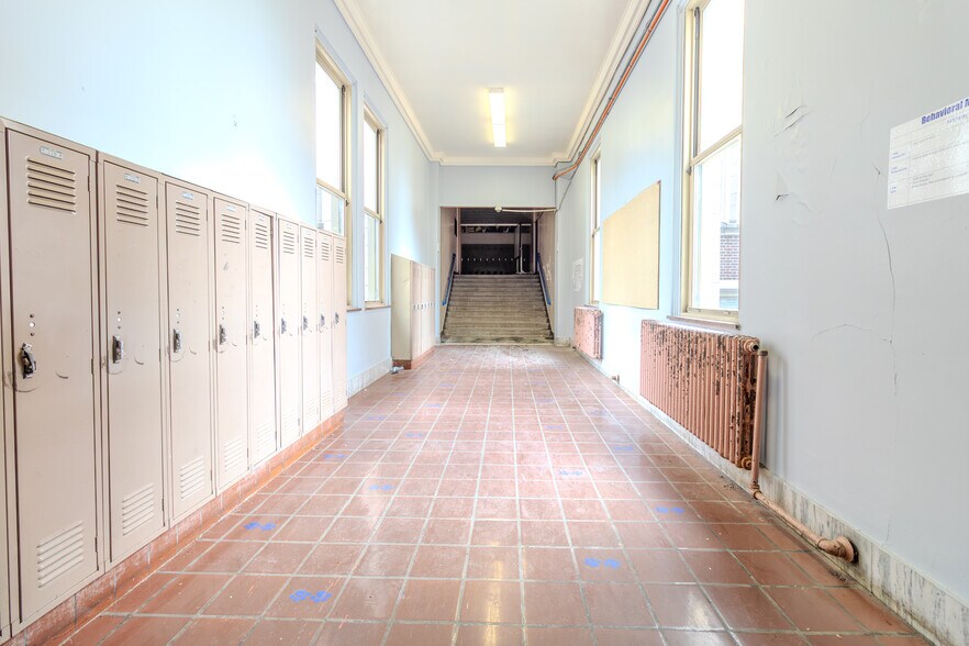 More Photos Of 747 Wallace Ave, Pittsburgh Land For Sale