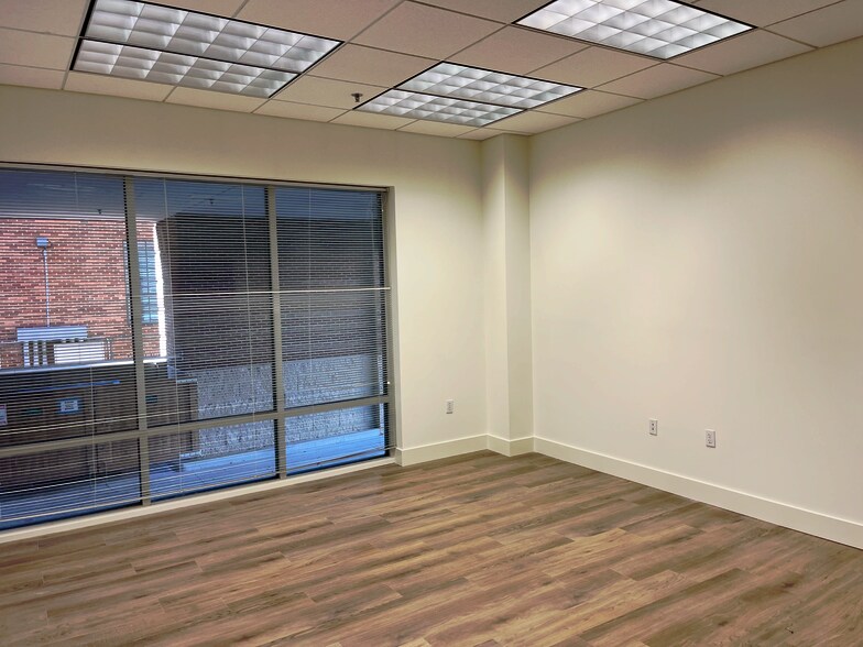 More Photos Of 701 E High St, Charlottesville Apartments For Lease