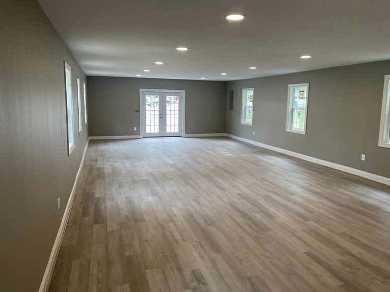 More Photos Of 3248 Richmond Hwy, Stafford Storefront Retail Office For Lease