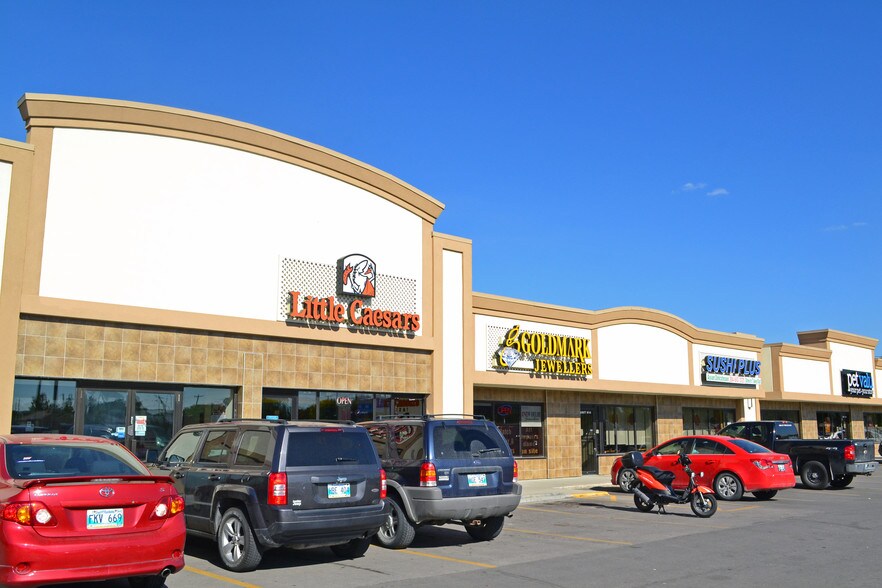 More Photos Of 2136 Mcphillips St, Winnipeg Storefront For Lease