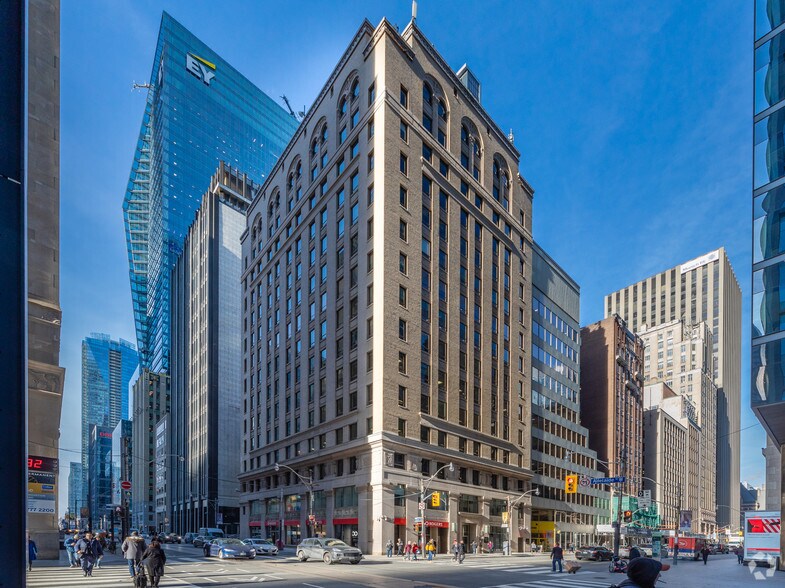 More Photos Of 330 Bay St, Toronto Office For Lease