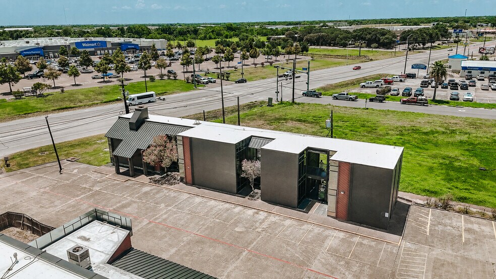 More Photos Of 4104 Houston Hwy, Victoria General Retail For Sale