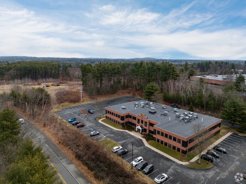 More Photos Of 100 Potash Hill Rd, Tyngsborough Office For Lease