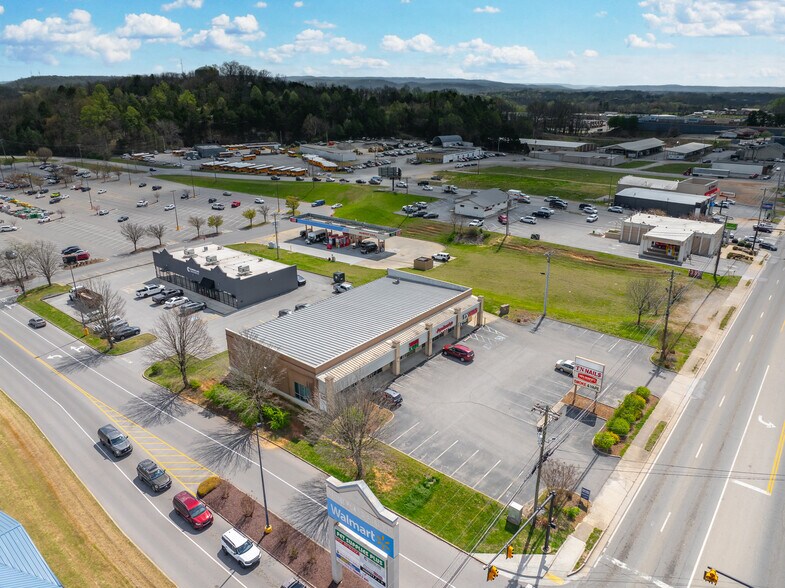 More Photos Of 770 S Jefferson Ave, Cookeville General Retail For Lease