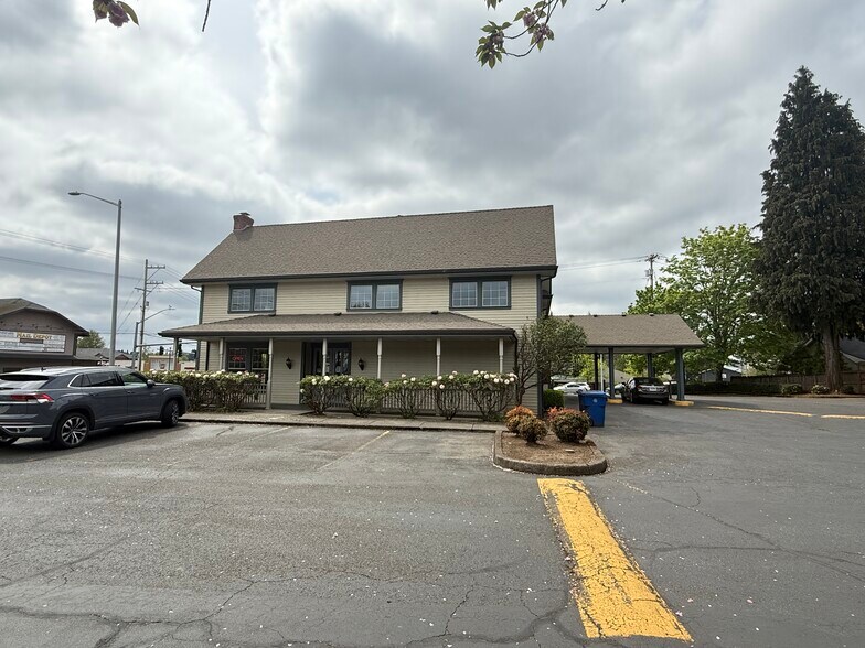 More Photos Of 4741 Liberty Rd S, Salem Office For Lease