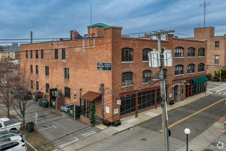 More Photos Of 14-20 Willett Ave, Port Chester Office For Lease