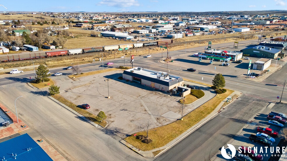 More Photos Of 207 S Miller Ave, Gillette Fast Food For Sale