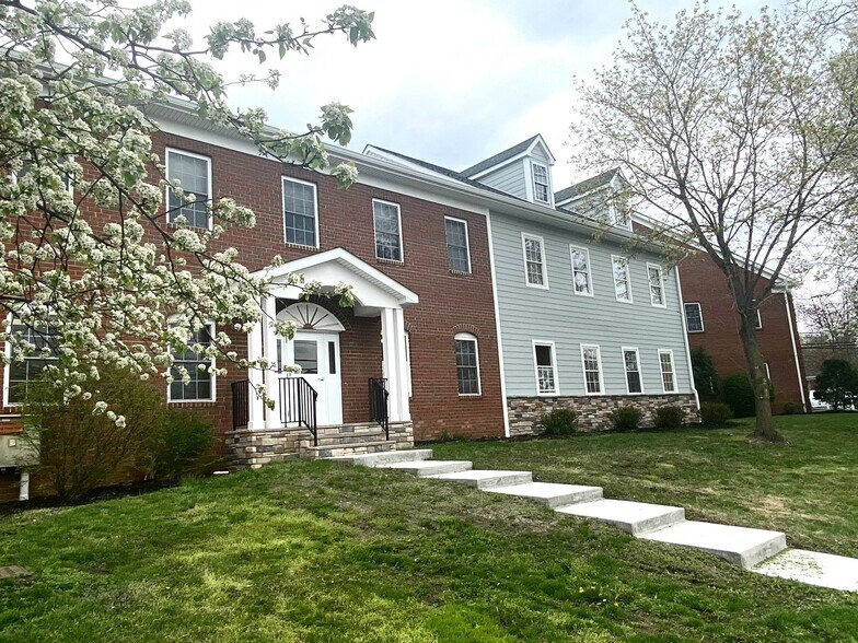 More Photos Of 215 Ridgedale Ave, Florham Park Office For Lease