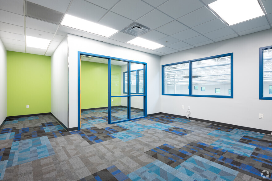 More Photos Of 119 Cane Creek Blvd, Danville Telecom Hotel Data Hosting For Lease