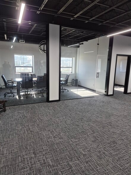 More Photos Of 245 Route 109, Babylon Manufacturing For Lease