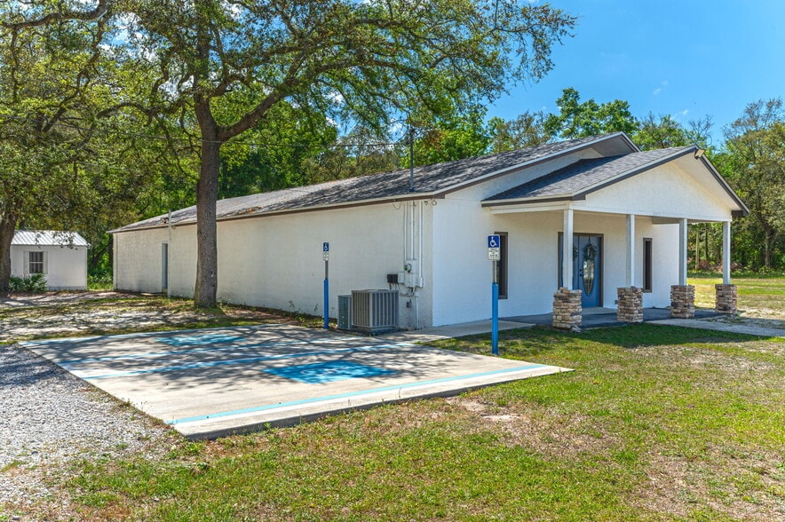 More Photos Of 17457 US-331, Freeport Specialty For Sale