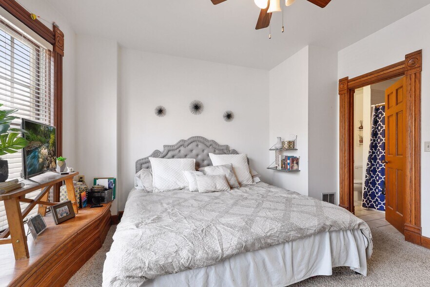 More Photos Of 197 Kent St, Saint Paul Multifamily For Sale