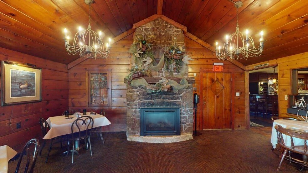 More Photos Of 147801 Half Moon Lake Dr, Mosinee General Retail For Sale