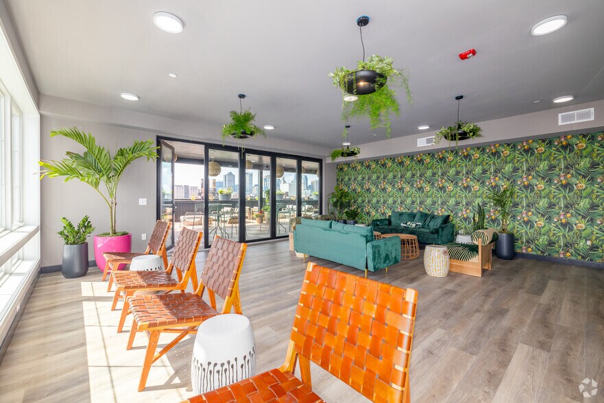 More Photos Of 741 Spring Garden St, Philadelphia Apartments For Lease