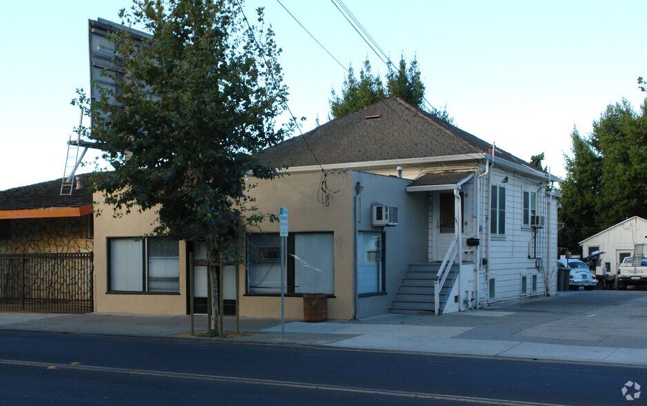 Primary Photo Of 641-643 N 13th St, San Jose Storefront Retail Residential For Sale
