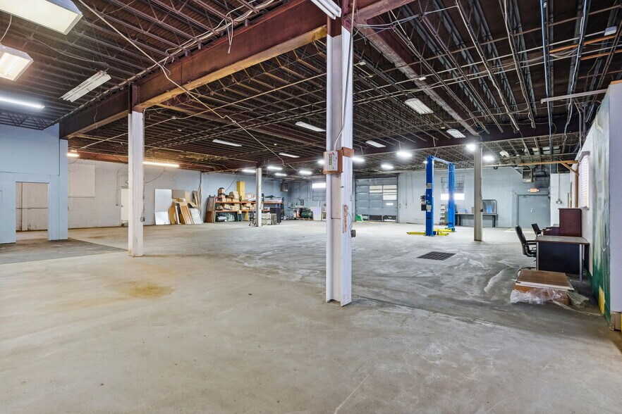 More Photos Of 101 S Main St, Sharpsburg Storefront Retail Office For Sale