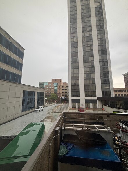 More Photos Of 456 Fulton St, Peoria Office For Sale