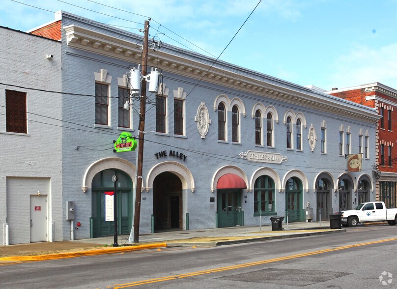 More Photos Of 117-129 Coosa St, Montgomery Office For Lease