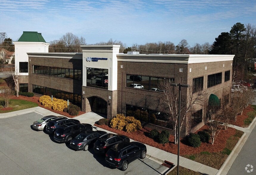 More Photos Of 1400 Eastchester Dr, High Point Office For Sale