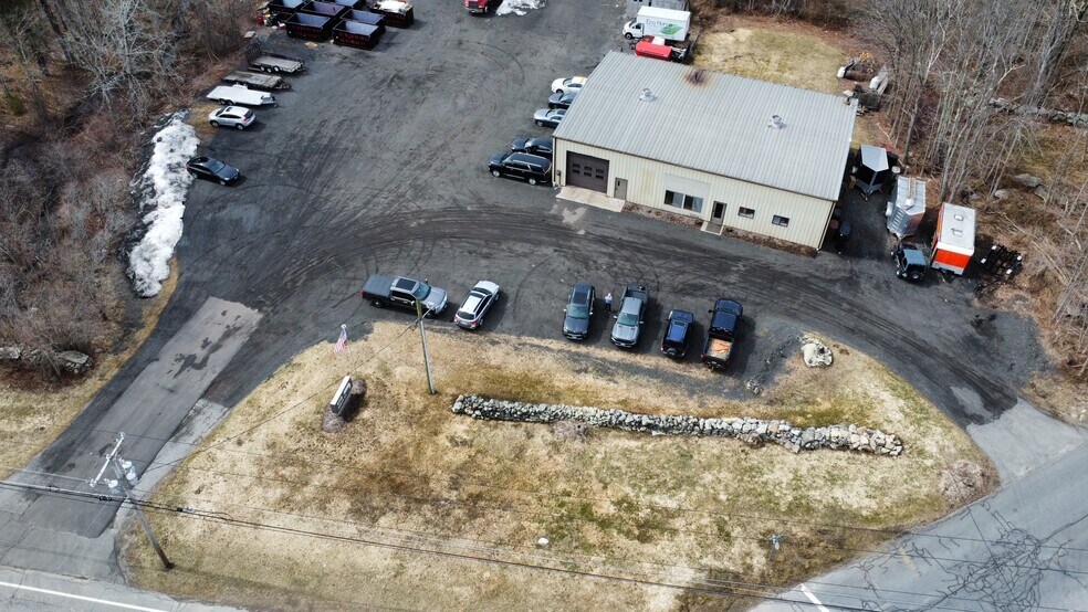 More Photos Of 175 North St, Goshen Office For Lease