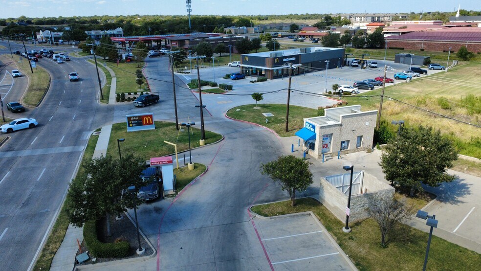 Primary Photo Of 1900 W Everman Pky, Fort Worth Storefront Retail Office For Sale