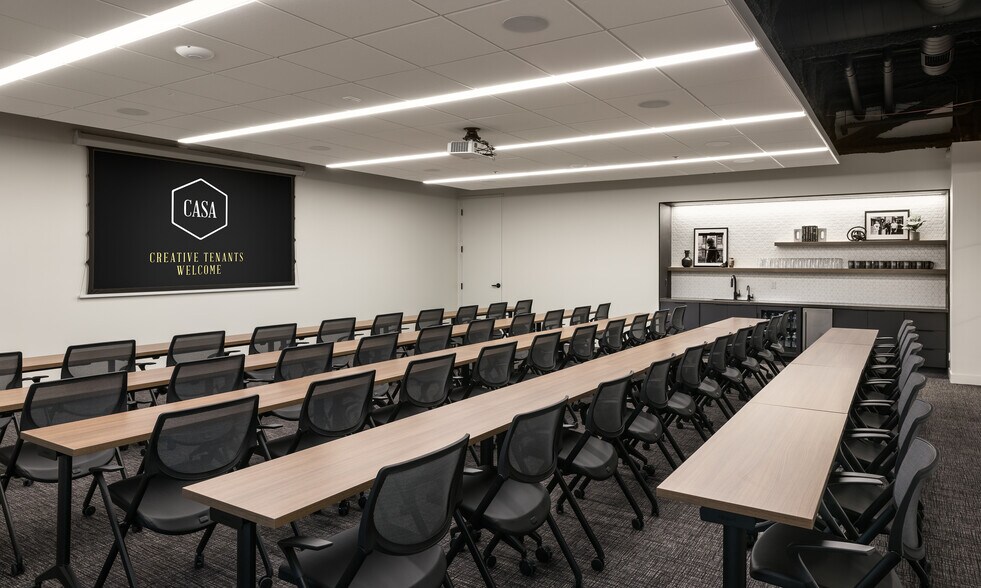 More Photos Of 7878 N 16th St, Phoenix Office For Lease