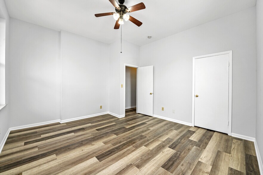 More Photos Of 3213 Vine St, Cincinnati Apartments For Sale