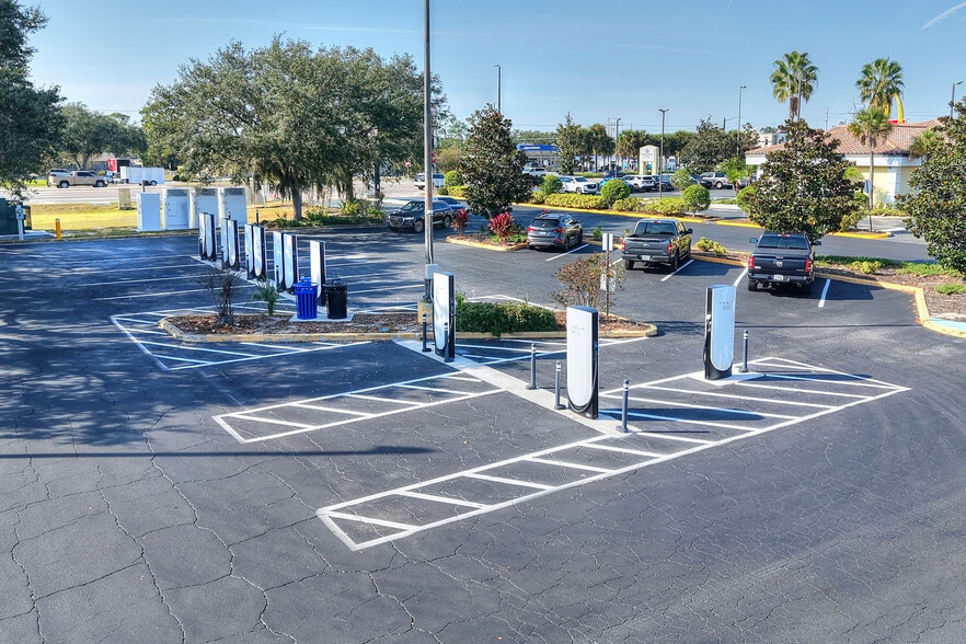 More Photos Of , Bartow General Retail For Sale