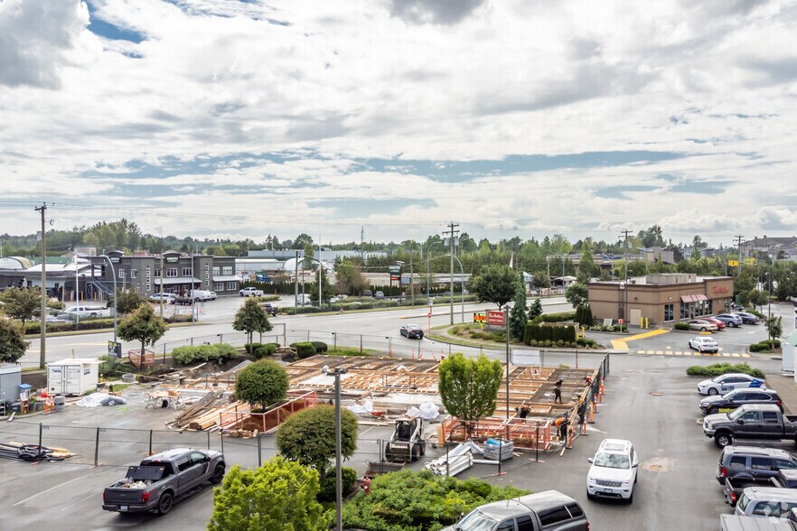 More Photos Of 22575 Fraser Hwy, Langley Storefront For Lease