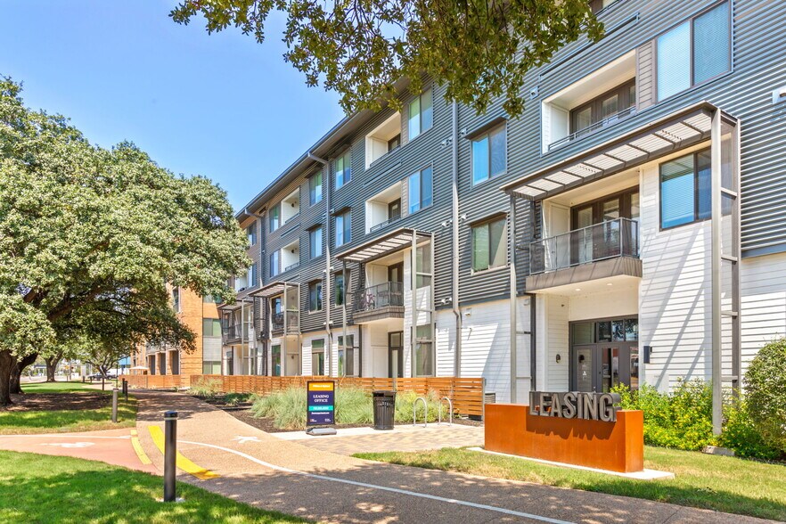 More Photos Of 110 Jacob Fontaine Ln, Austin Apartments For Lease