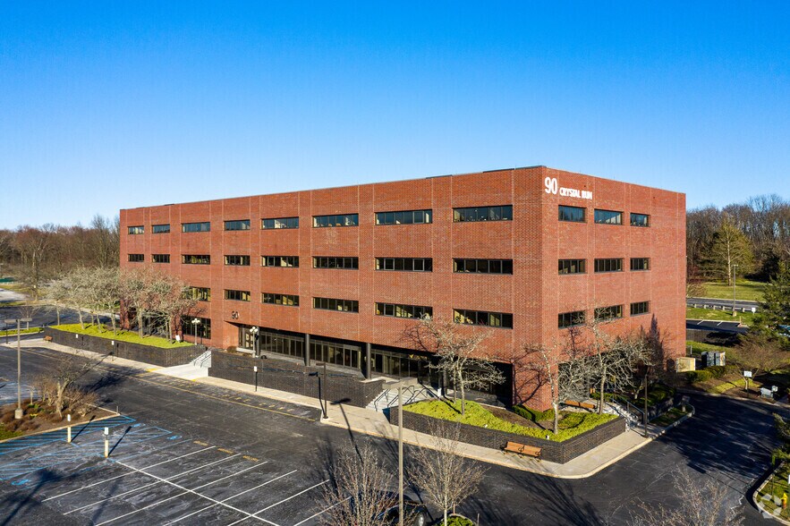 More Photos Of 90 Crystal Run Rd, Middletown Office For Lease