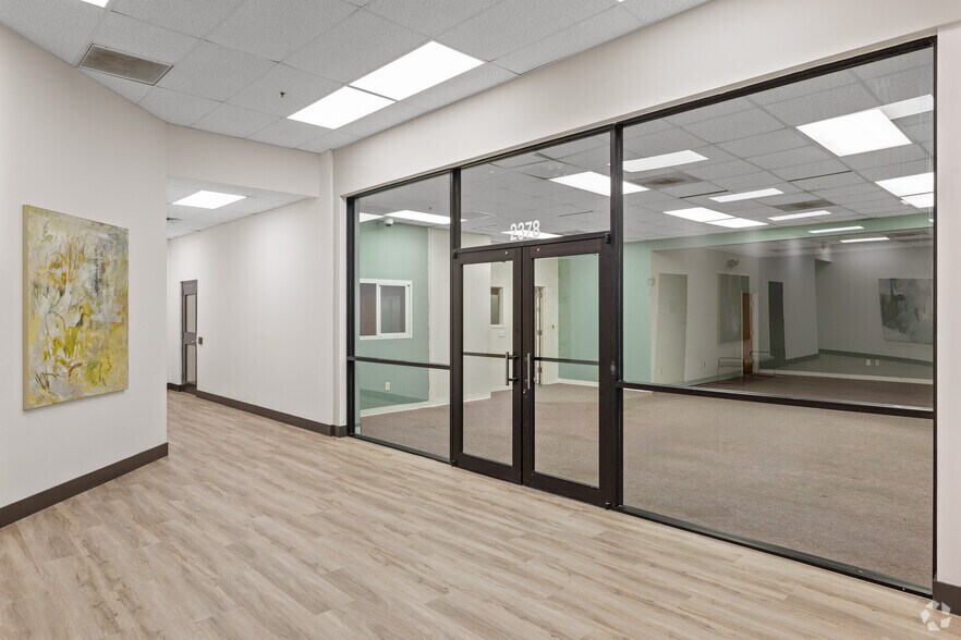 More Photos Of 2300-2398 SE Ocean Blvd, Stuart Storefront Retail Office For Lease