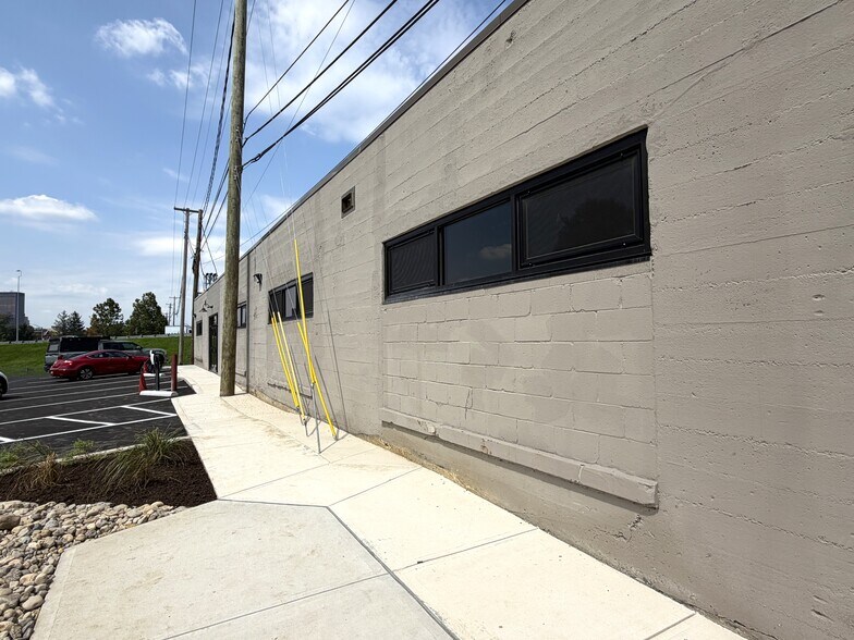 More Photos Of 735 Wayne Ave, Dayton Storefront Retail Office For Lease
