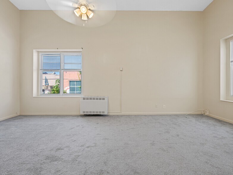 More Photos Of 58 Broadway St, Asheville Storefront Retail Residential For Sale