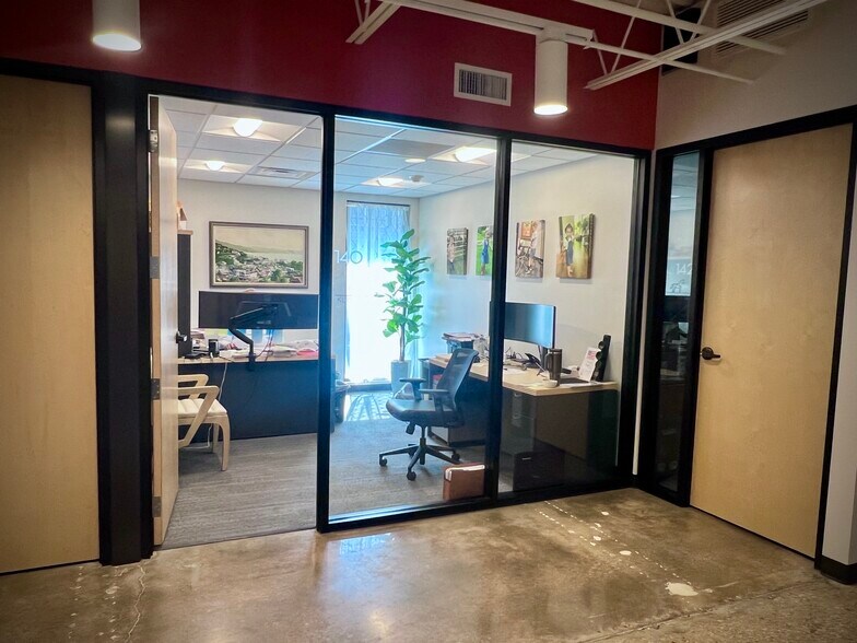 More Photos Of 6539 E 31st St, Tulsa Coworking Space